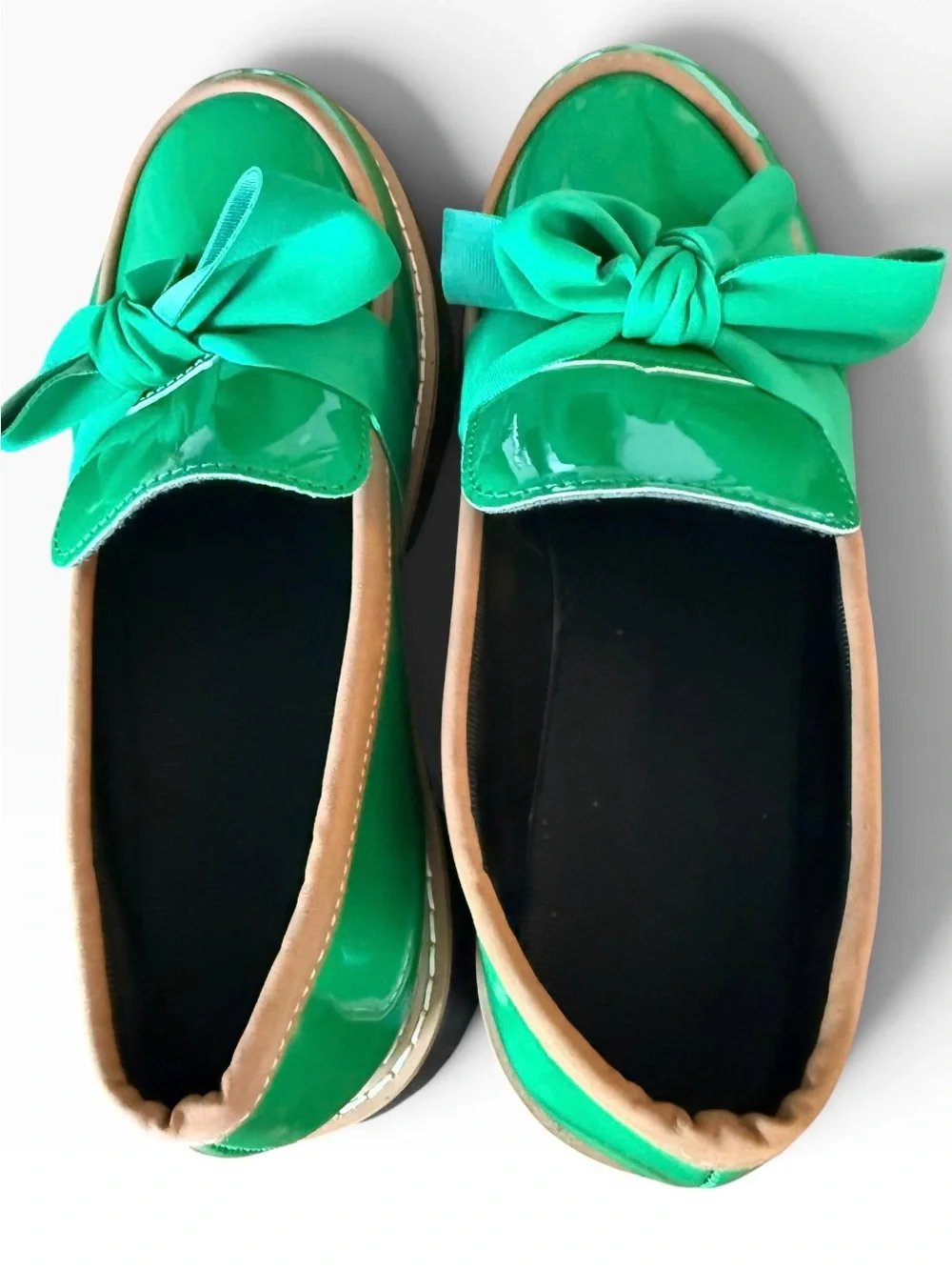 New Green Patent Bow Lug Sole Loafers Women’s Size 11 EU 42